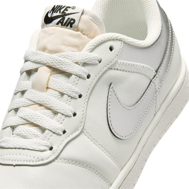 White/Silver - Air Jordan - Women's Low-Top Trainers