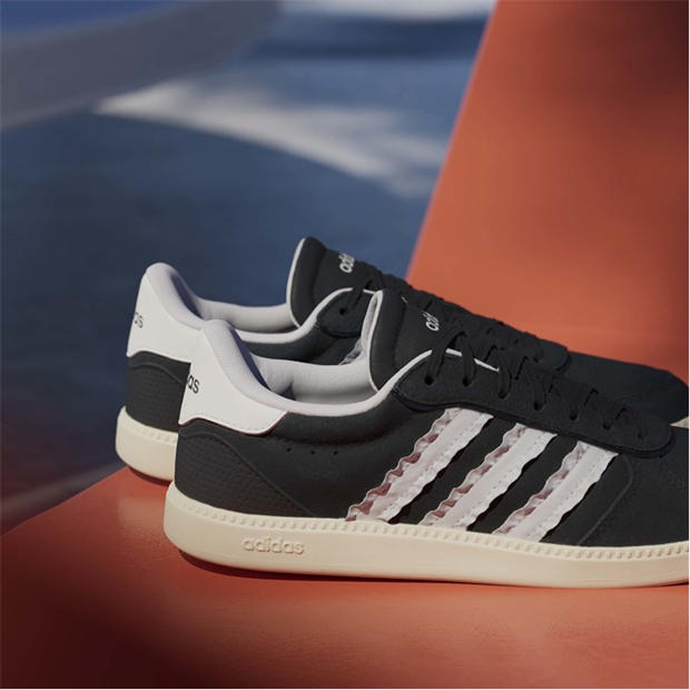 Blk/Wht/Vanilla - adidas - Women's Low-Top Trainers