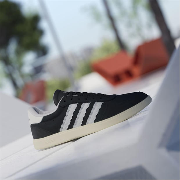 Blk/Wht/Vanilla - adidas - Women's Low-Top Trainers