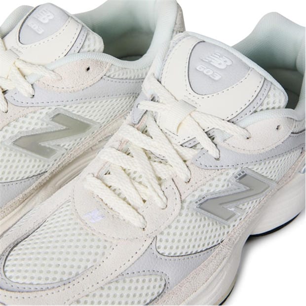 Off White - New Balance - NB 603 Womens