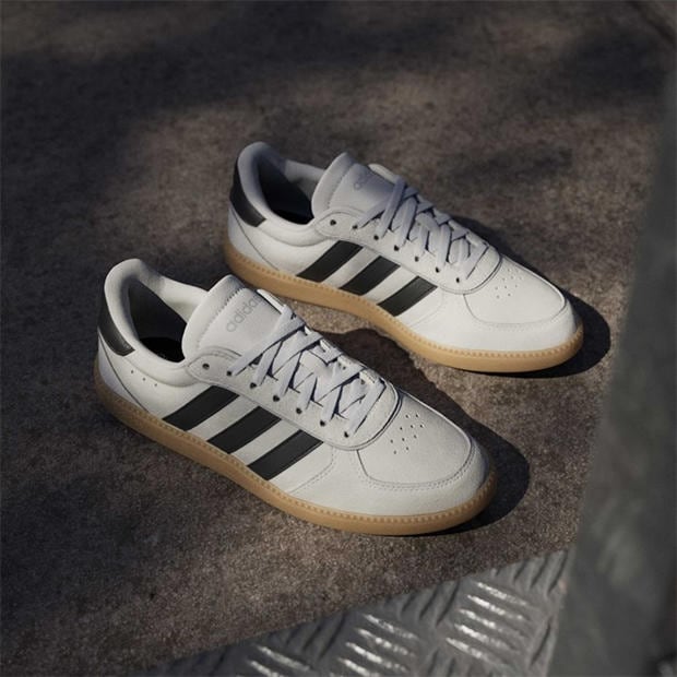 Bežs/Meln/Baltgumijas - adidas - Breaknet Sleek Suede Womens Shoes