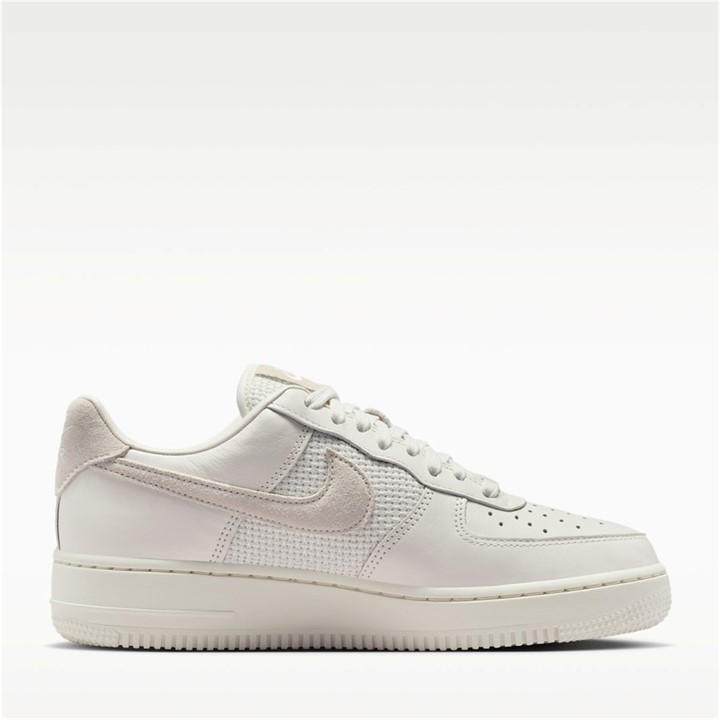 Nike Women's White Low-Top Trainers in Size 5, Sports Direct