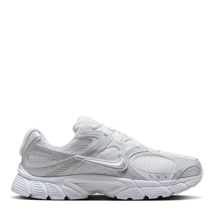 Nike Women's White V5 Rnr in Size 5, Sports Direct