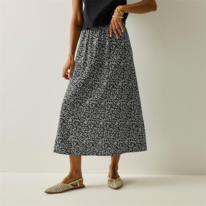 Regatta Women's Mchrmdtsyblm Flamenca Skirt in Size 10, Sports Direct