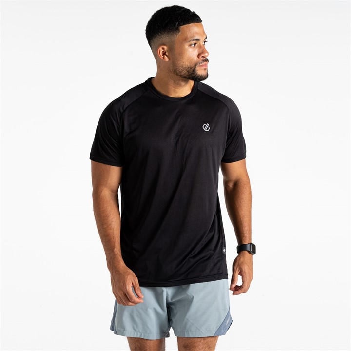 Dare 2B Men's Black Accelerate Tee in Size L, Sports Direct