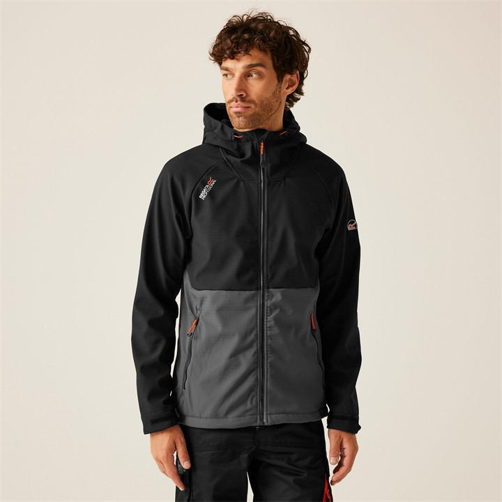 Regatta Men's Grey Surrender Softshell Jacket in Size 2XL, Sports Direct