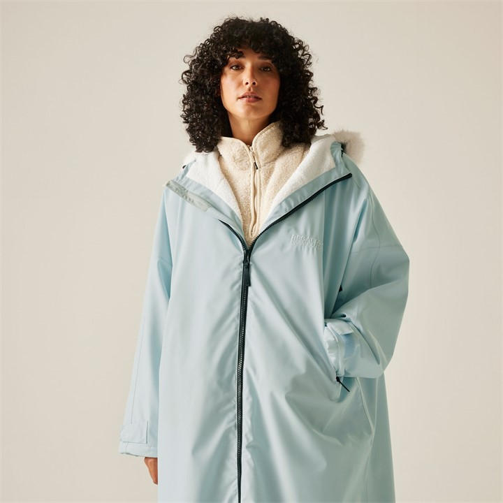 Regatta Unisex Light Blue Waterproof Hooded Changing Robe In | : Large - Image 4