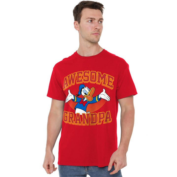 Disney Men's Red Donald Duck Awesome Grandpa Donald T-Shirt Re in Size XL, Sports Direct