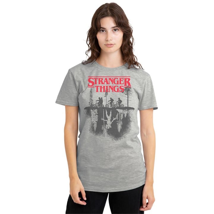 Forest  Women'  Silhouette  Logo T Sh, Football by Stranger Things in Size S, Sports Direct