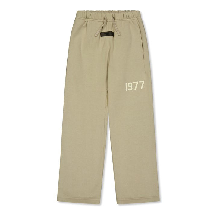 Fear Of God Essentials  Kids Grey ' Relaxed Sweatpant Closed Hem Fleece Joggers in Size 8 - 9 Years, Sports Direct