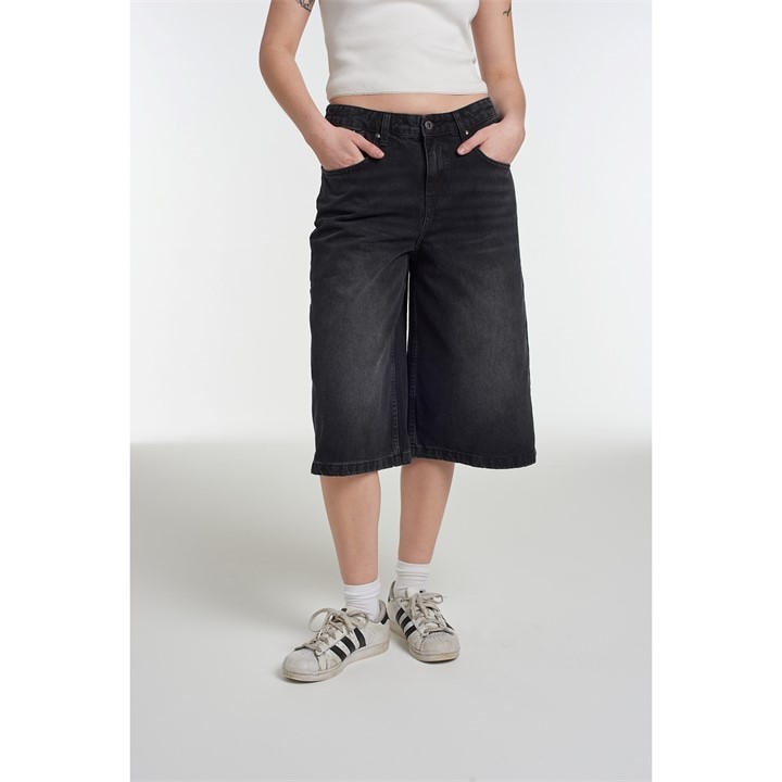 The Ragged Priest Women's Black Release Charcoal Wash Denim Shorts in Size 24 S, Sports Direct