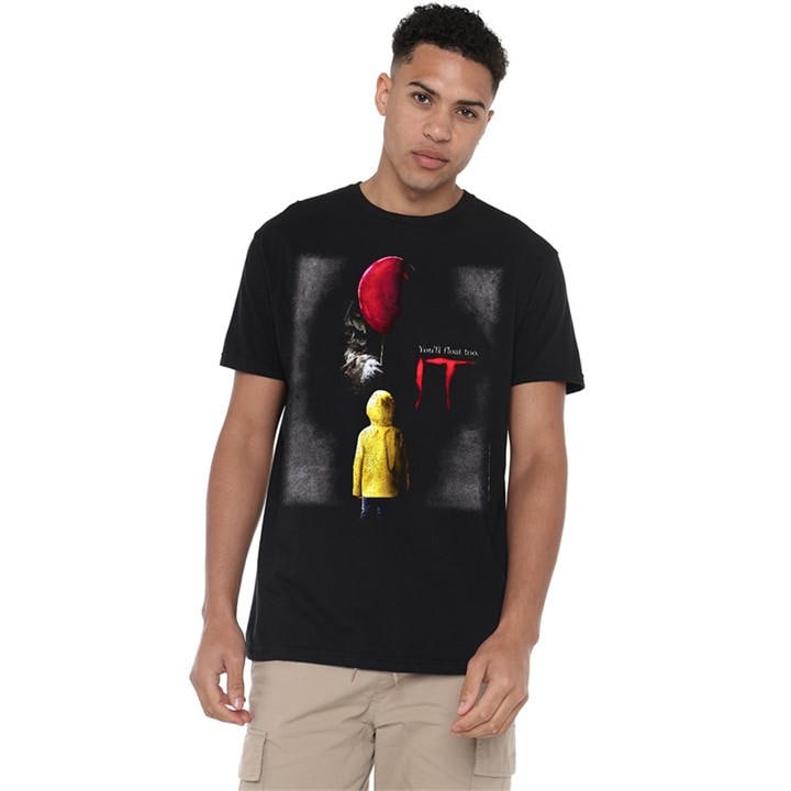 Warner Brothers Men's Black It Youll Float Too Fog Poster T-Shirt in Size 4XL, Sports Direct