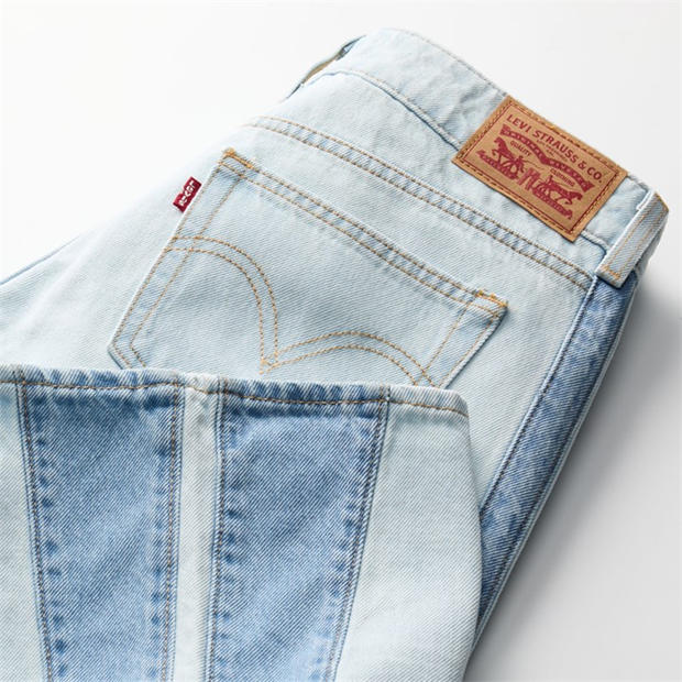 Stripe Hype - Levis - Women's Superlow Loose Wide Leg Jeans