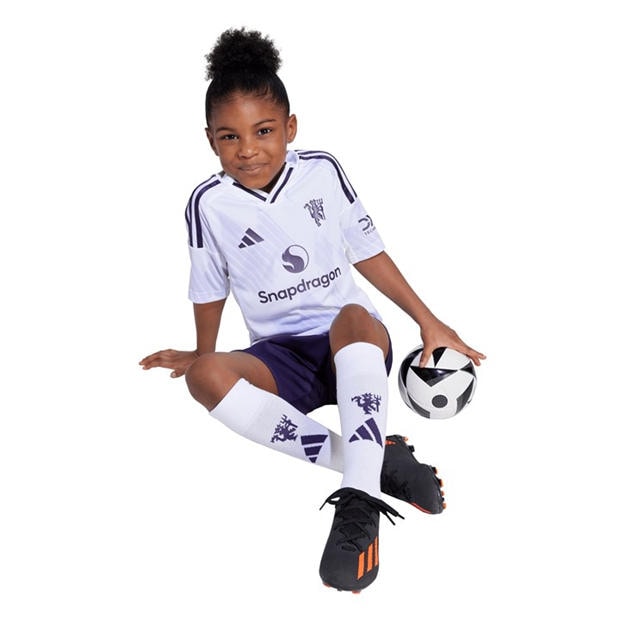 White - adidas - Manchester United Away Minikit 2025 2026 Infants