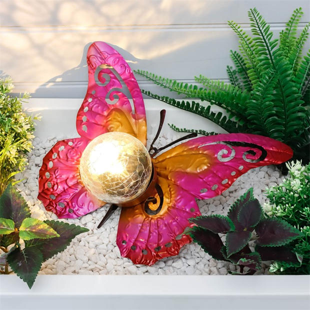 Pink - Streetwize - Solar Metal Sunset Butterfly With LED Crackle Ball