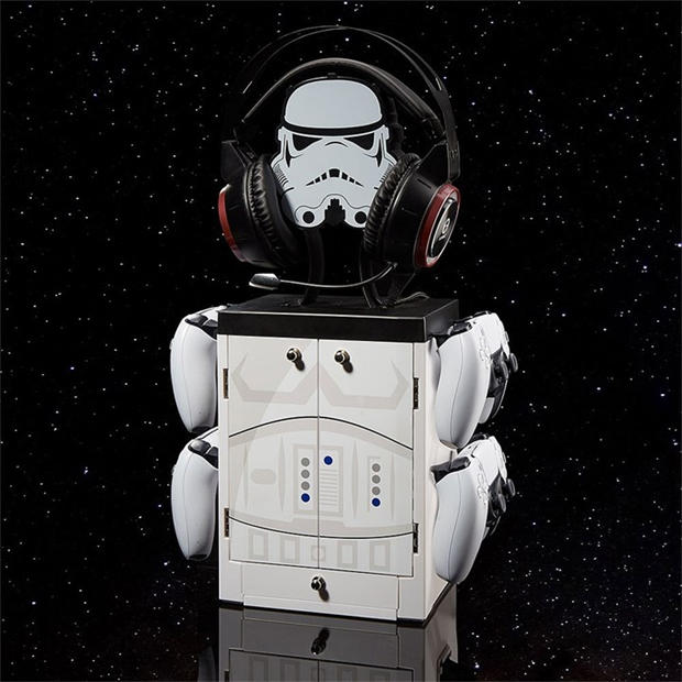 Merchandise - Numskull - Stormtroopers Locker
