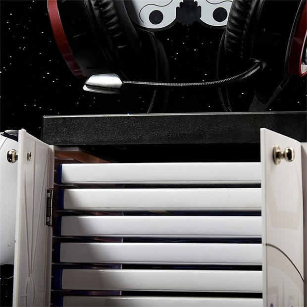 Merchandise - Numskull - Stormtroopers Locker