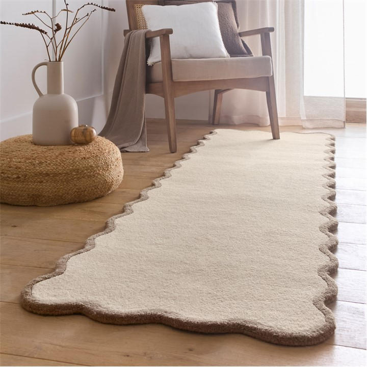 Origin Rugs  Beige Scalloped Elsie Rug in Size 120x170cm, Sports Direct