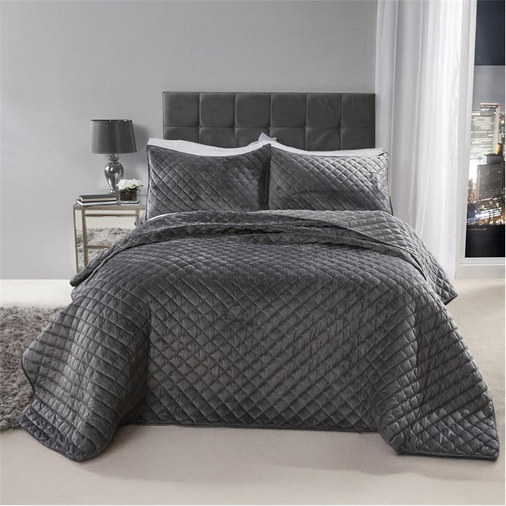 Emma Barclay  Silver Bedspread Set Velvet Quilted Regent in Size Double, Sports Direct