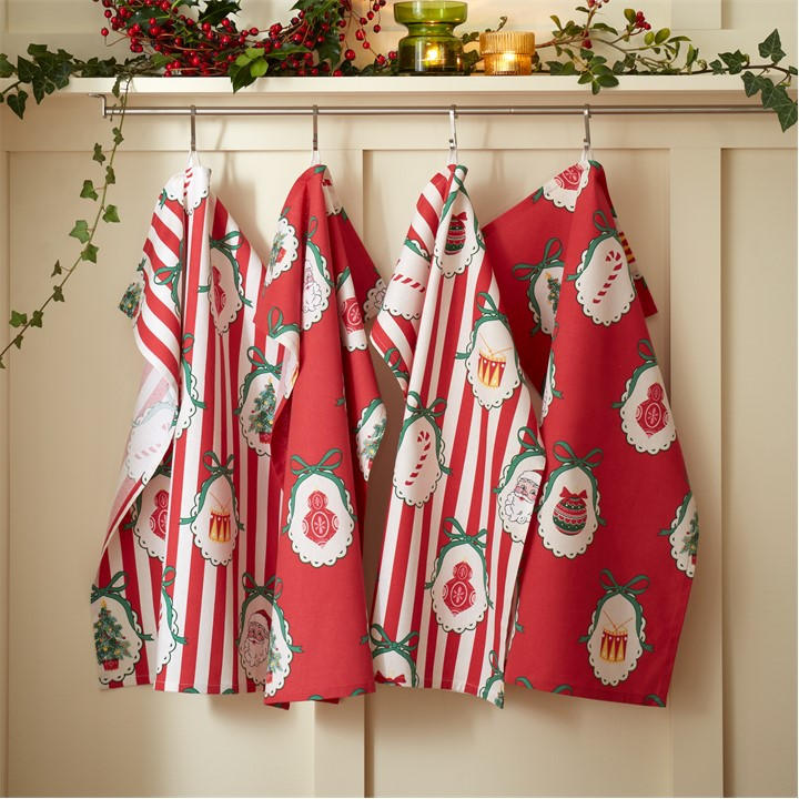 Catherine Lansfield Red Christmas Vintage Stripe Tea Towel Pack Of 4 in Size 50x70cm, Sports Direct