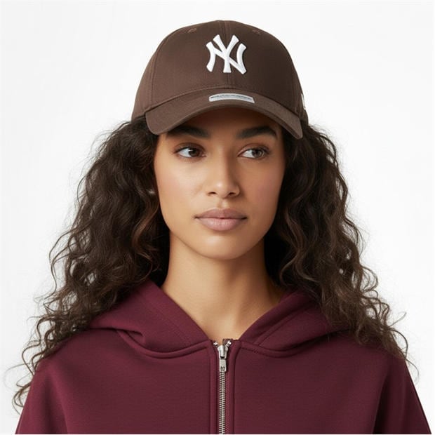 NY Brown / White - New Era - 9FORTY Adjustable Cap