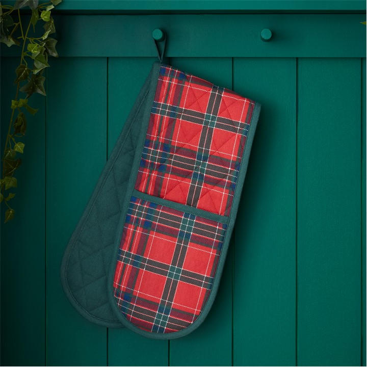 Catherine Lansfield Red/Green Christmas Tartan Check Cotton Kitchen Double Oven Glove - Image 4