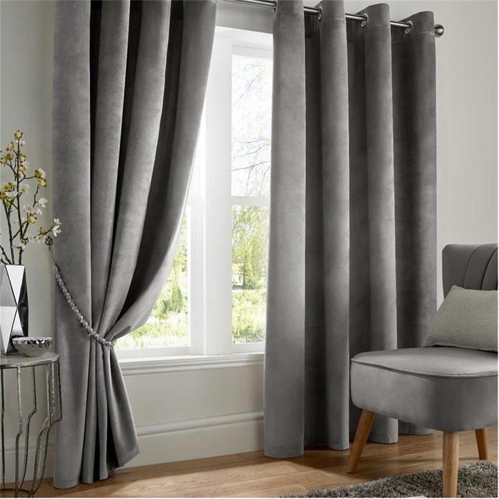 Alan Symonds  Silver Velvet Blackout Ring Top Eyelet Curtains in Size 9, Sports Direct