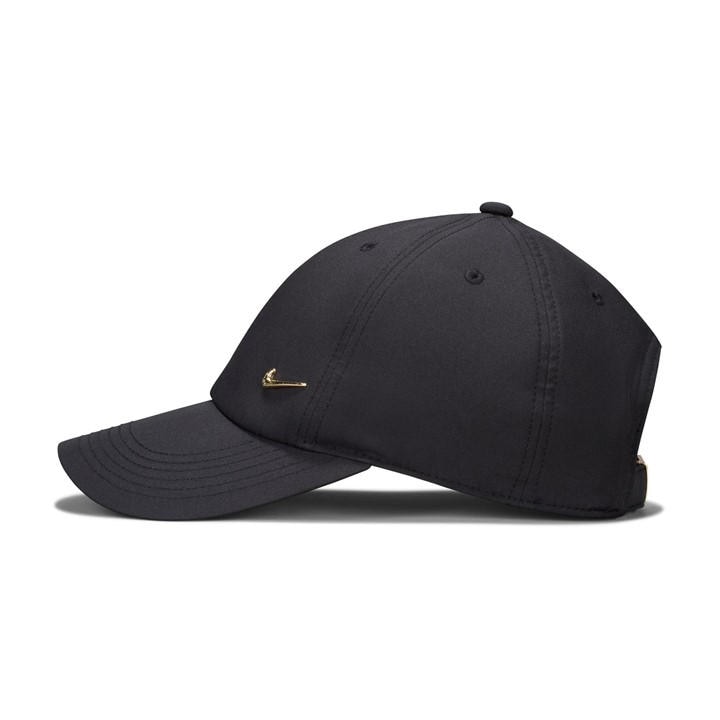 Nike Boys Black Met Swoosh Cap  in Size Junior, Sports Direct