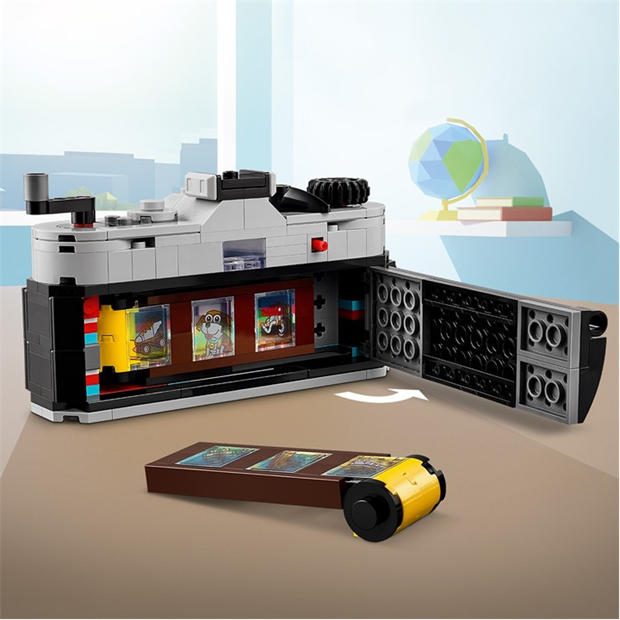 Multi Format and Universal - LEGO - 31147 Retro Camera