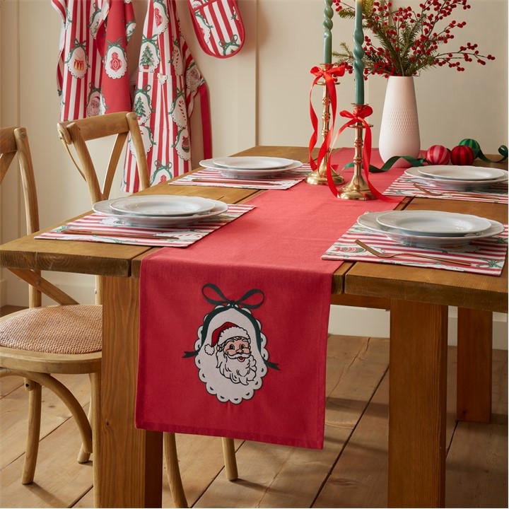Catherine Lansfield Christmas Vintage Stripe Runner - Image 4