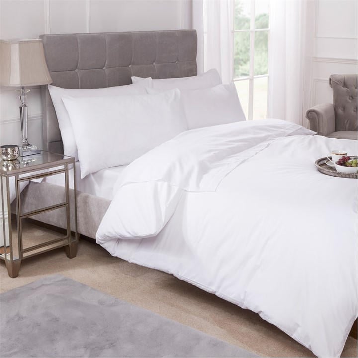 Emma Barclay  White Duvet Set 180 Thread Count Polycotton Percale in Size King, Sports Direct