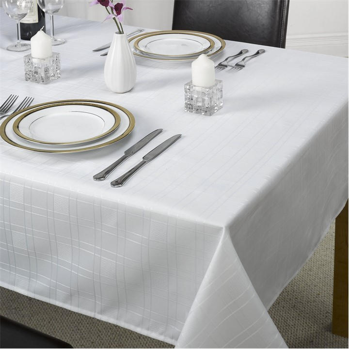 Emma Barclay  White Jacquard Tablecloth Soft Polyester Chequers in Size 160cm Roun, Sports Direct