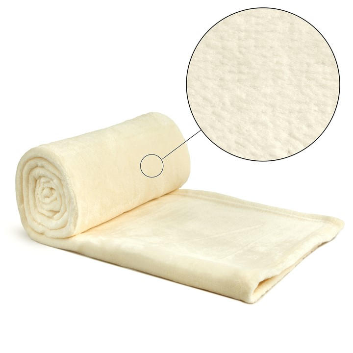 Emma Barclay  Cream Snug Throw Blanket Flannel Fleece Super Soft in Size 125x150cm, Sports Direct