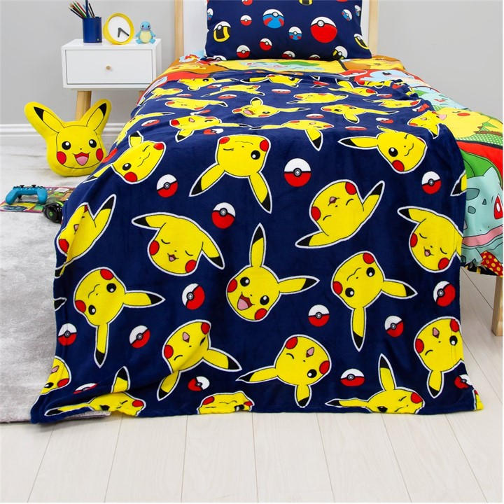Pokemon  Kids  Pikachu Retro Fleece Blanket, Sports Direct