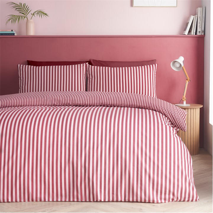 Catherine Lansfield Epping Textured Stripe Reversible Duvet Cover Set - Burgundy - Single - Image 3