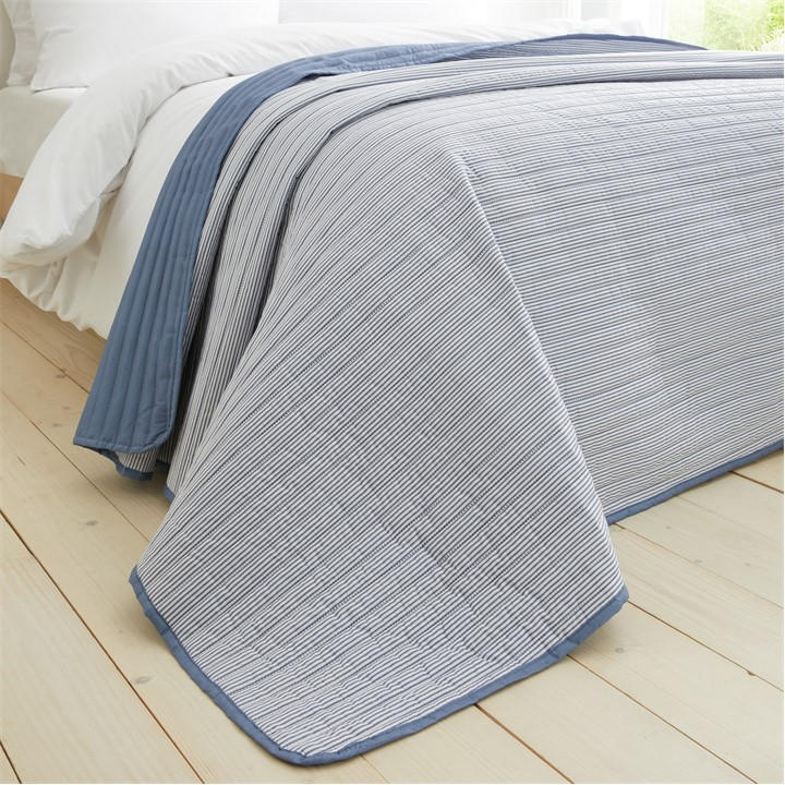 B&Q - Stripe Quilted Reversible 220X230Cm Bedspread Blue - Image 5