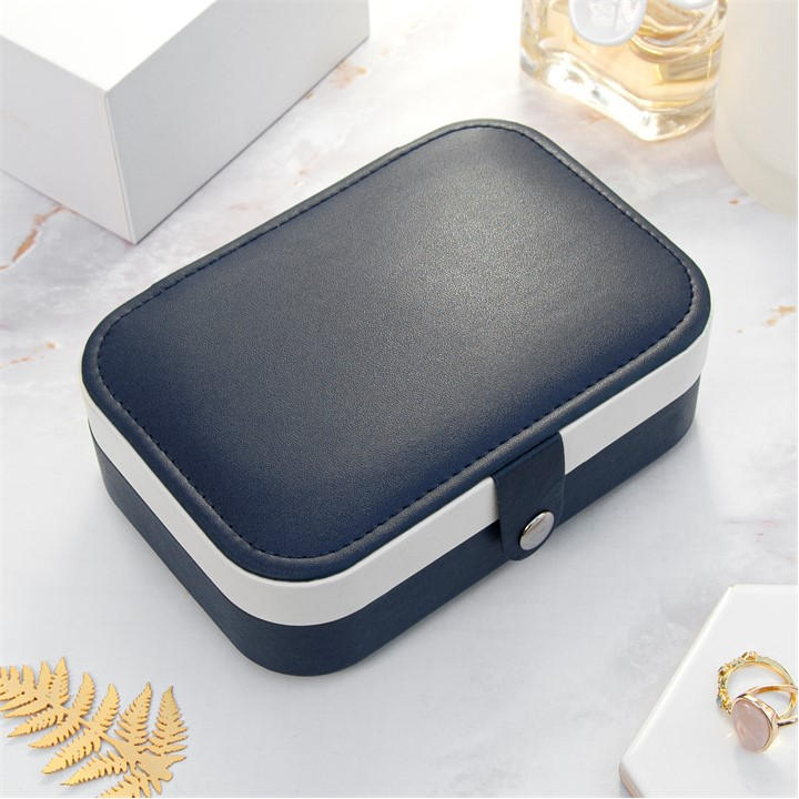 Treat Republic  Blue Jewellery Case - Red in Size Standard, Sports Direct