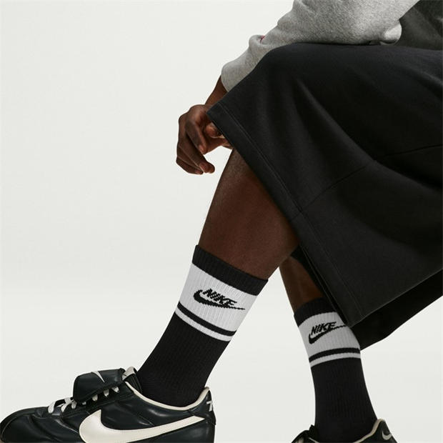 Juoda/Balta - Nike - Sportswear Dri-FIT Everyday Essential Crew Socks (3 Pairs)