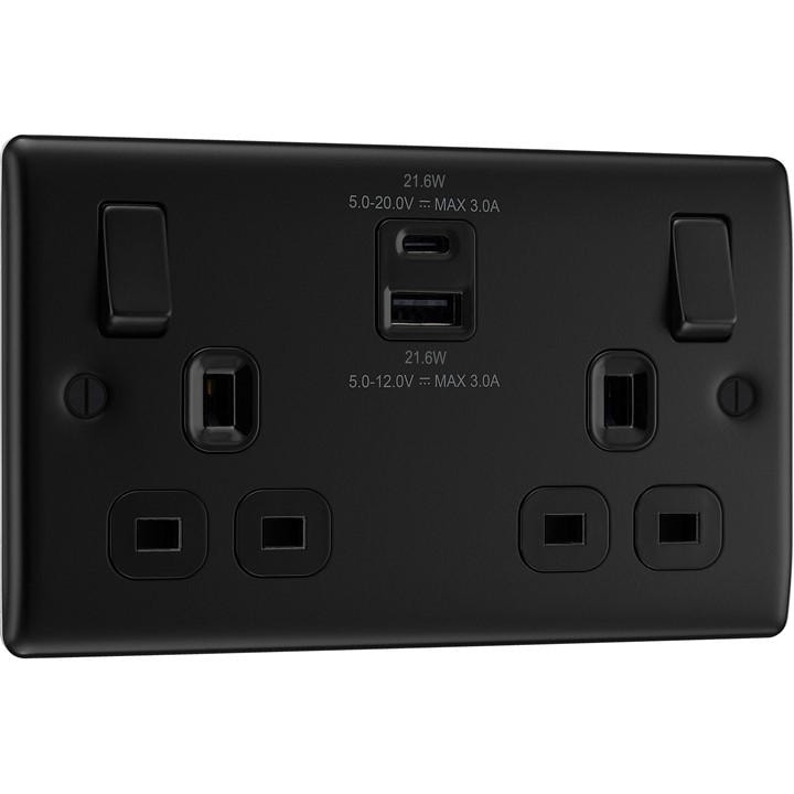 Bg  Black Nexus Metal Double Socket Usb A & C Ports, Sports Direct