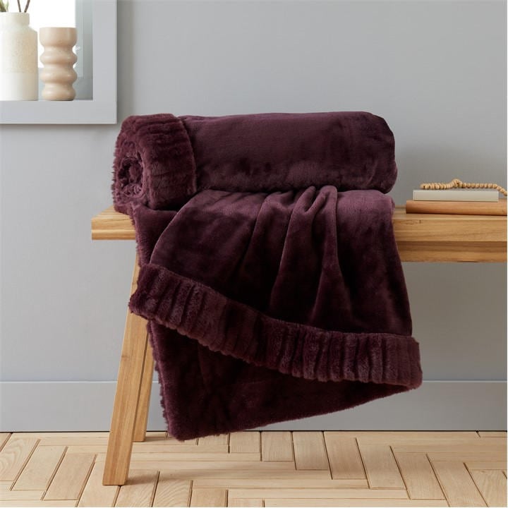 Catherine Lansfield Unisex Purple Velvet And Faux Fur Soft Touch Blanket Throw