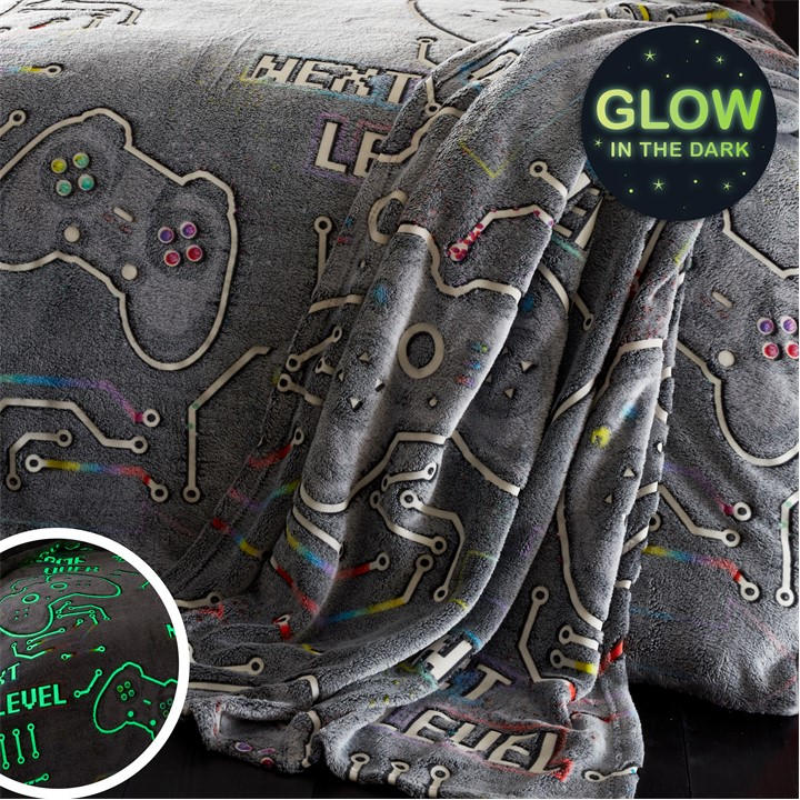 Catherine Lansfield  Kids Black Game Over Glow In The Dark Fleece Blanket Throw, Sports Direct