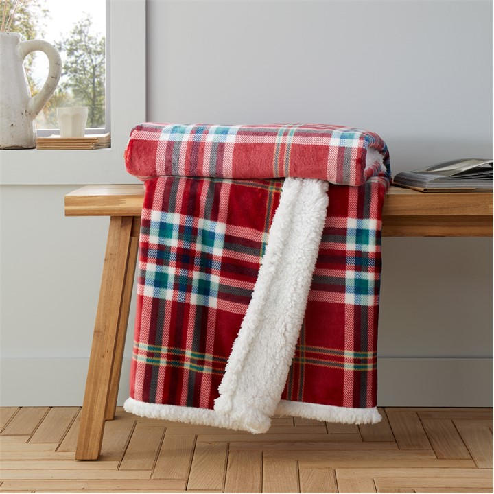 Catherine Lansfield Unisex Red Cosy Kelso Check Blanket Throw
