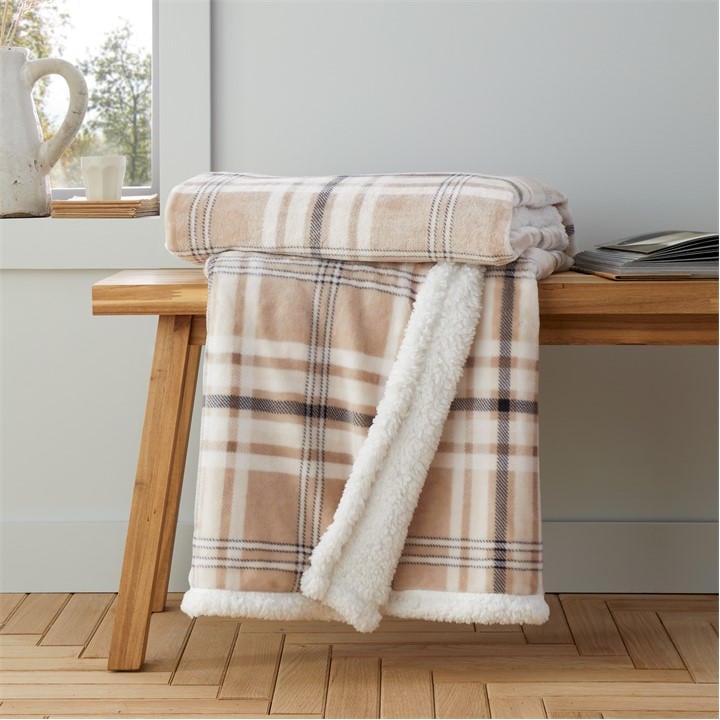 Catherine Lansfield Unisex Beige Cosy Kelso Check Blanket Throw