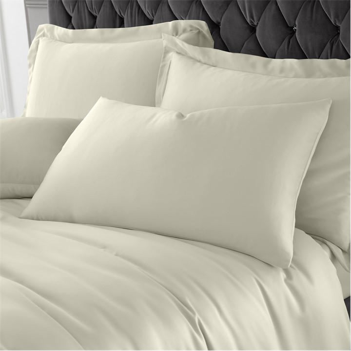 Catherine Lansfield Unisex Gold Silky Soft Satin Pillowcase Pair Standard