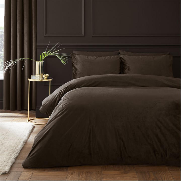 Catherine Lansfield Kingsley Soft Matt Velvet Duvet Cover Set Chocolate - Double - Chocolate - Image 6