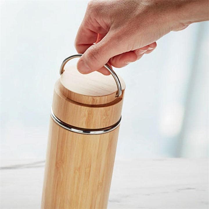 Treat Republic  Beige Insulated Bamboo Vacuum Flask With Tea Infuser in Size Standard, Sports Direct