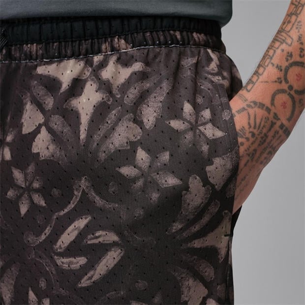 Black/Sail - Air Jordan - Men's Woven Tracksuit Shorts