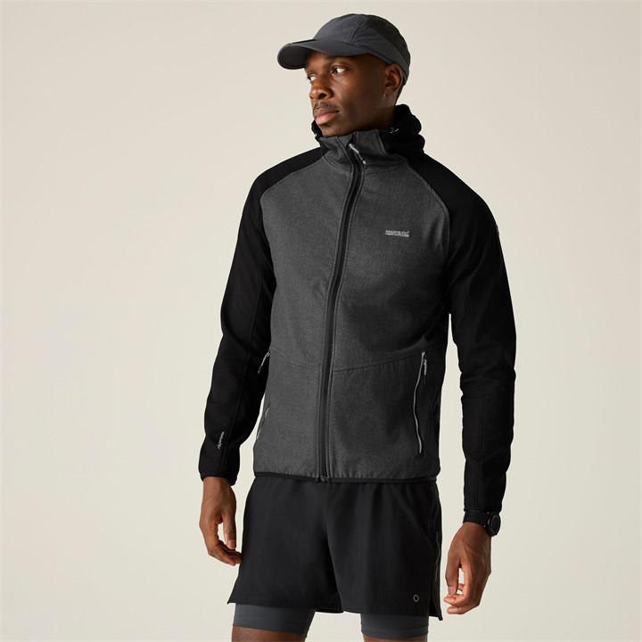 Regatta Men's Ashmarl/Blck Arec Iii in Size M, Sports Direct