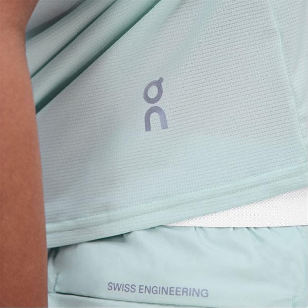 Flurry - On - Women's Core Short Sleeve Running T-Shirt