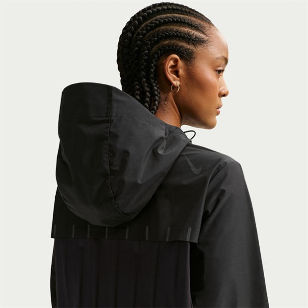 Black/Black - Nike - Women's AeroSwift Slim Fit Running Jacket